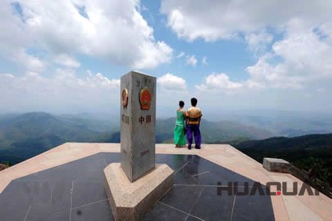 『隨華全，觀天下』 ——走進江城