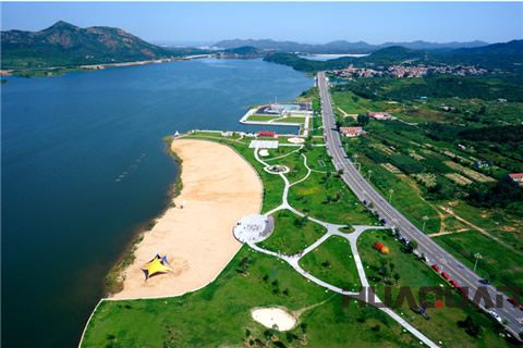 『隨華全，觀天下』 ——走進棲霞