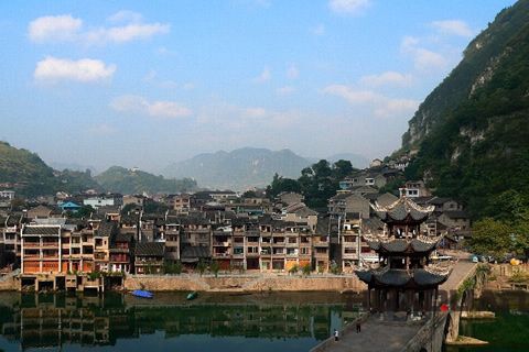 『隨華全，觀天下』 ——走進(jìn)鎮(zhèn)遠(yuǎn)