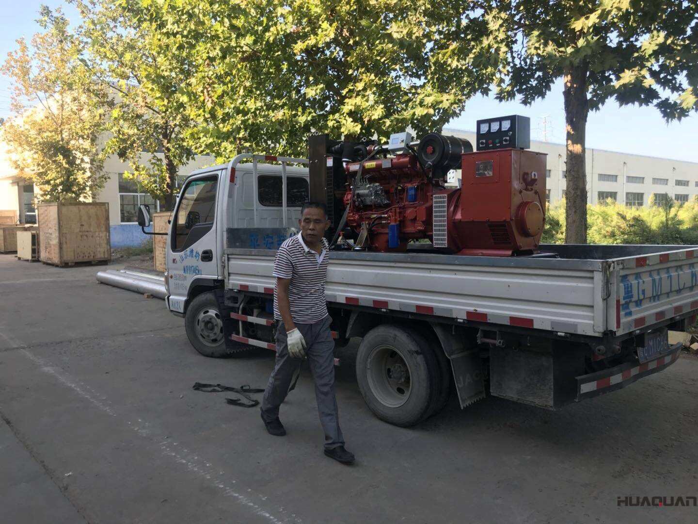 9月27日一臺(tái)50kw標(biāo)配型柴油發(fā)電機(jī)組發(fā)往山東